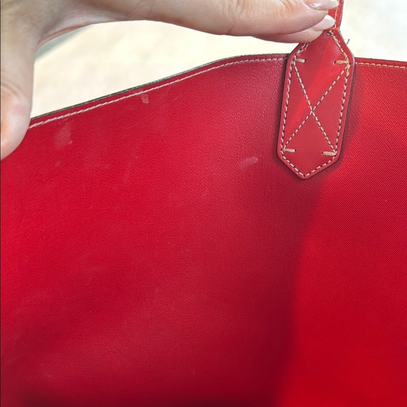 Gucci Monogram Red Reversible Coated Canvas Tote - Picture 13 of 17